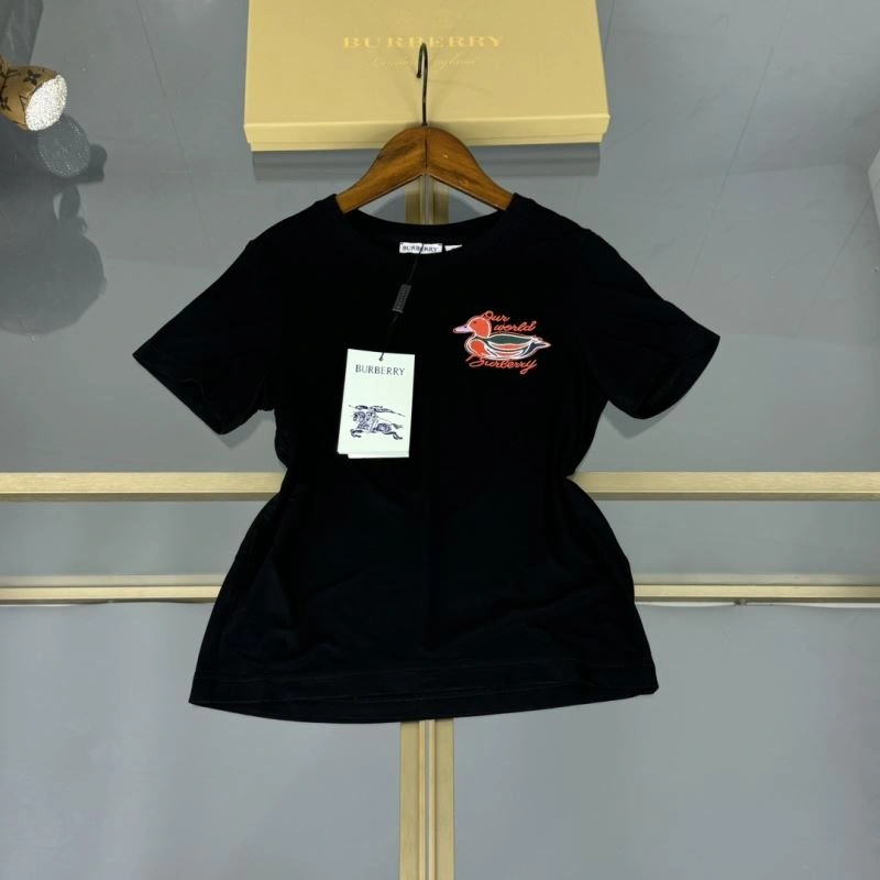 Burberry Kids Casual 99552