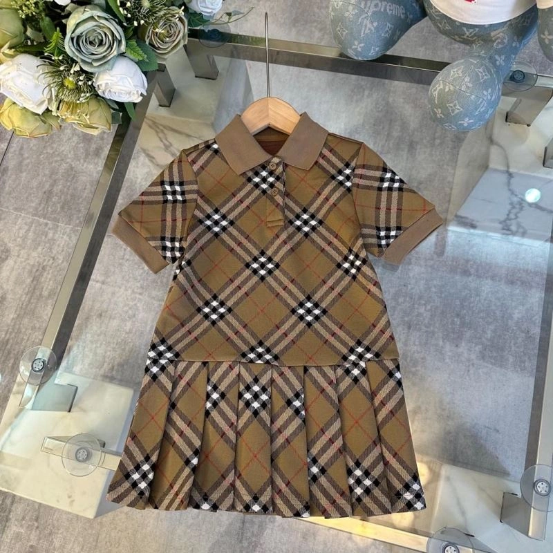 EyeCatching Burberry Kids 99548
