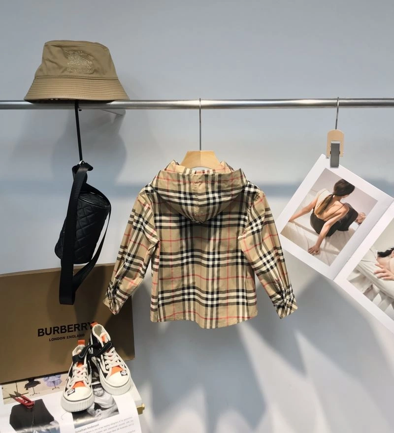 Burberry Kids Contemporary 99815