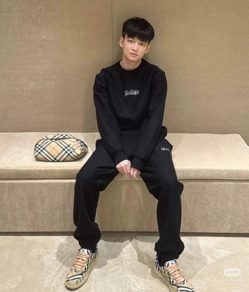 Burberry Long Pants Practical 103150