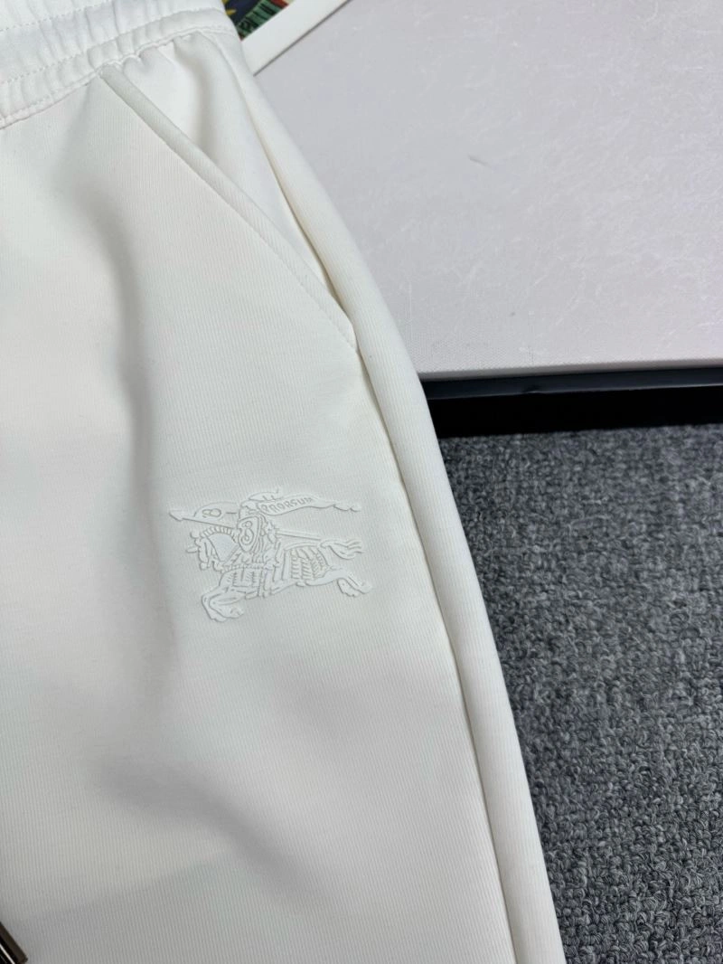 Burberry Long Pants FashionForward 100249