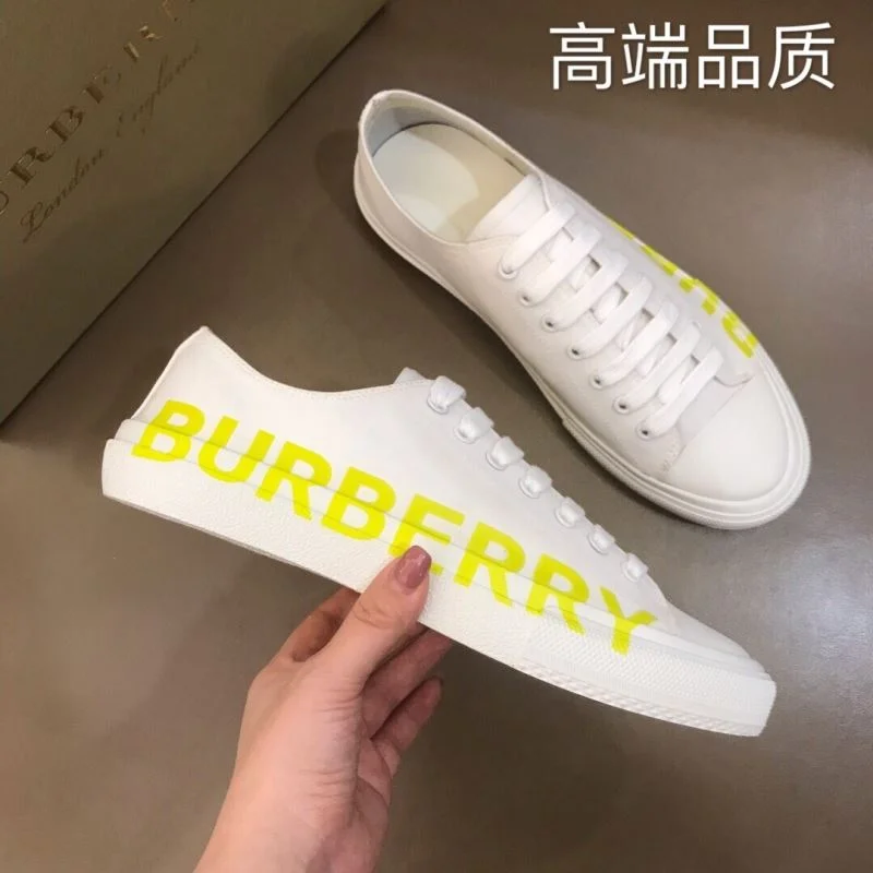 TravelReady Burberry Low Shoes 17079