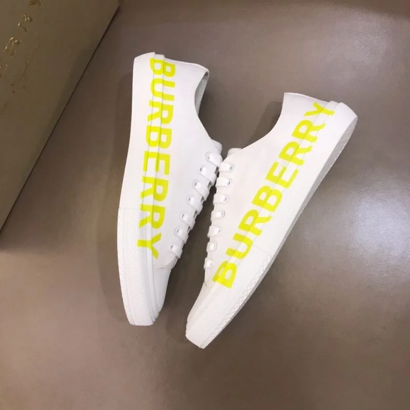 TravelReady Burberry Low Shoes 17079