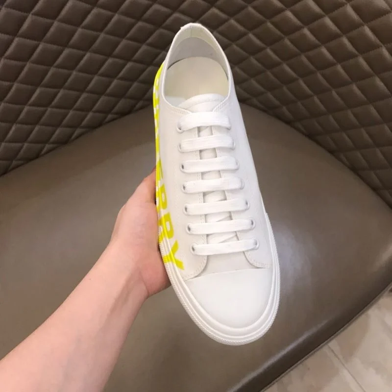 TravelReady Burberry Low Shoes 17079