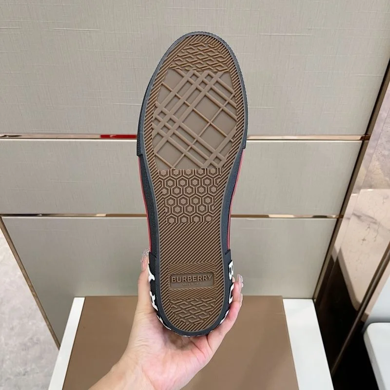 AllSeason Burberry Low Shoes 17070