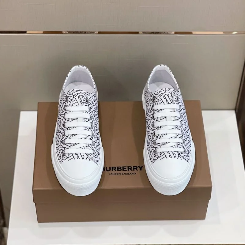 SportInspired Burberry Low Shoes 17058