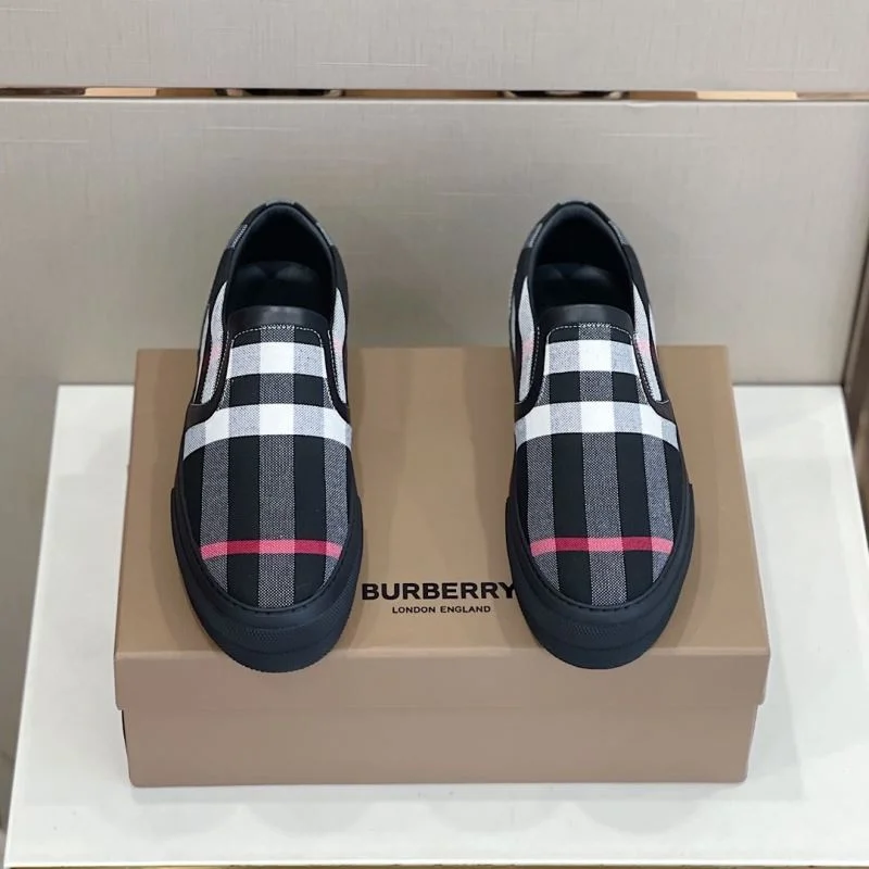 Upgraded Burberry Low Shoes 17057