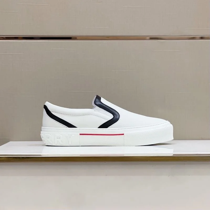 Burberry Low Shoes Bright 17053