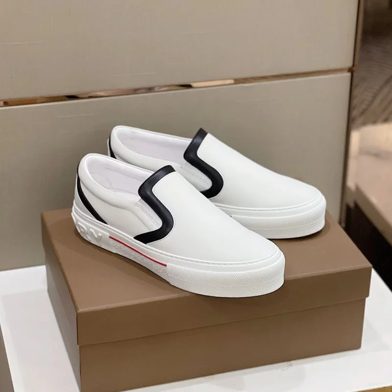 Burberry Low Shoes Bright 17053