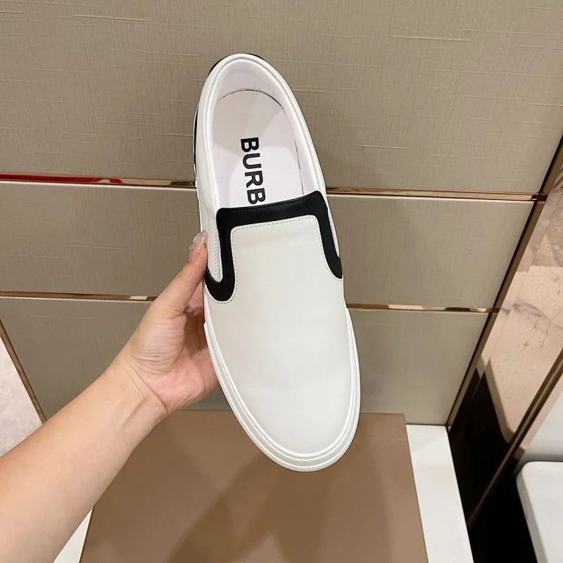 Burberry Low Shoes Bright 17053