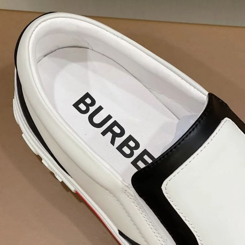 Burberry Low Shoes Bright 17053
