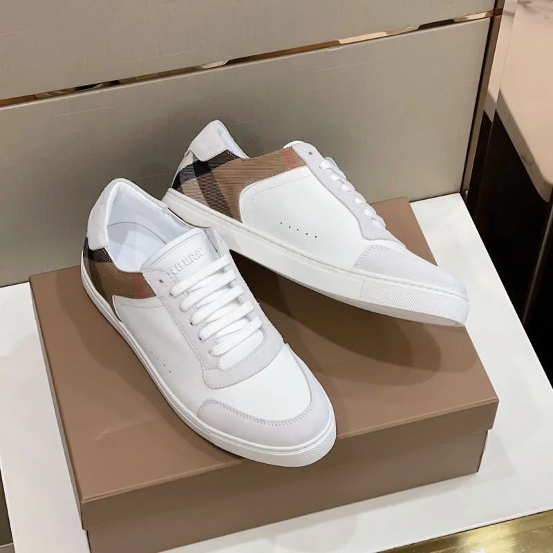 Burberry Low Shoes AllSeason 17048