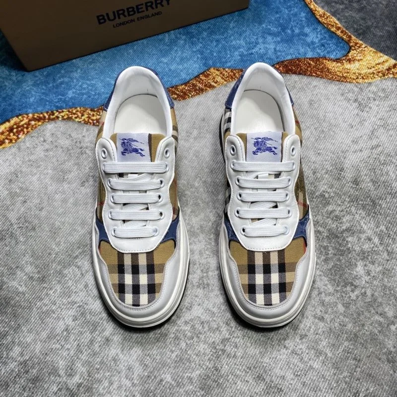 WeatherProof Burberry Low Shoes 17046