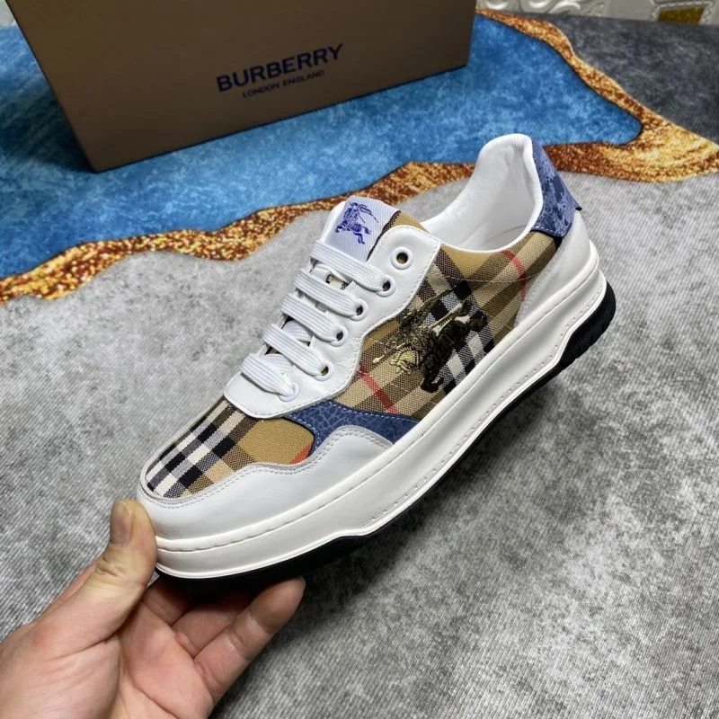 WeatherProof Burberry Low Shoes 17046