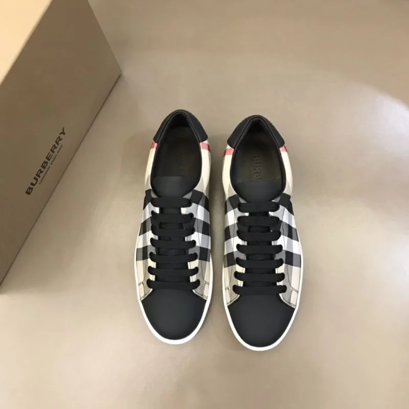 Lightweight Burberry Low Shoes 17041