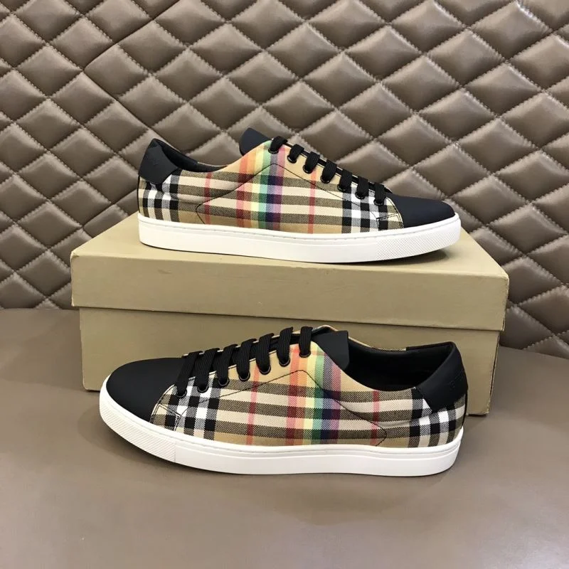 Burberry Low Shoes ComfortFit 17035