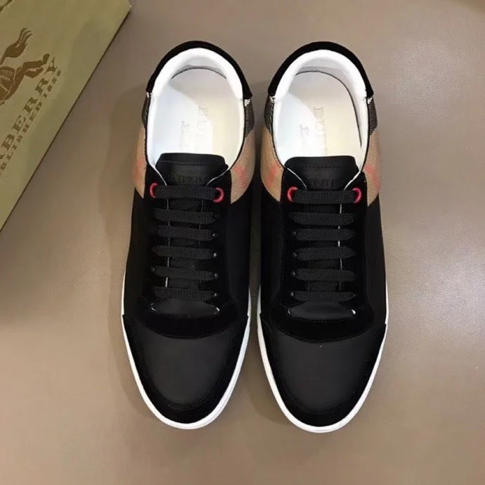 Burberry Low Shoes Modern 17024