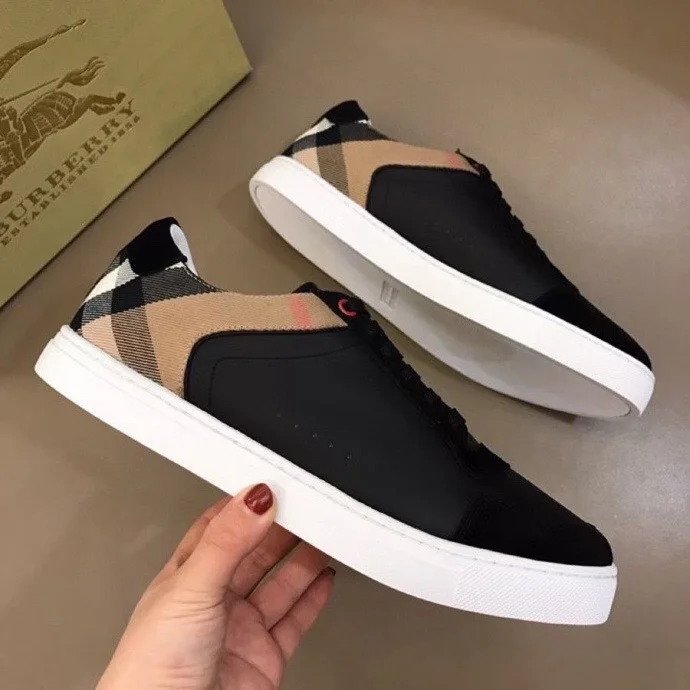 Burberry Low Shoes Modern 17024