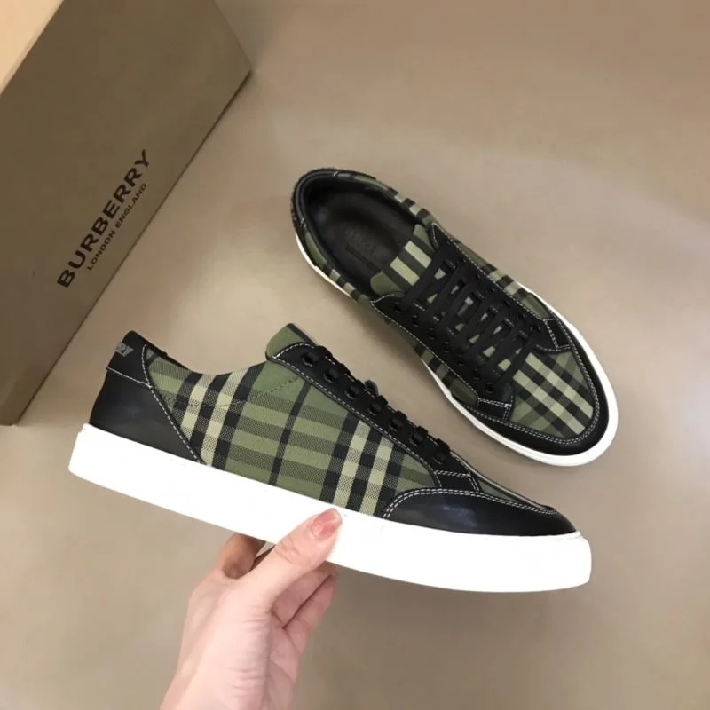 Durable Burberry Low Shoes 17027