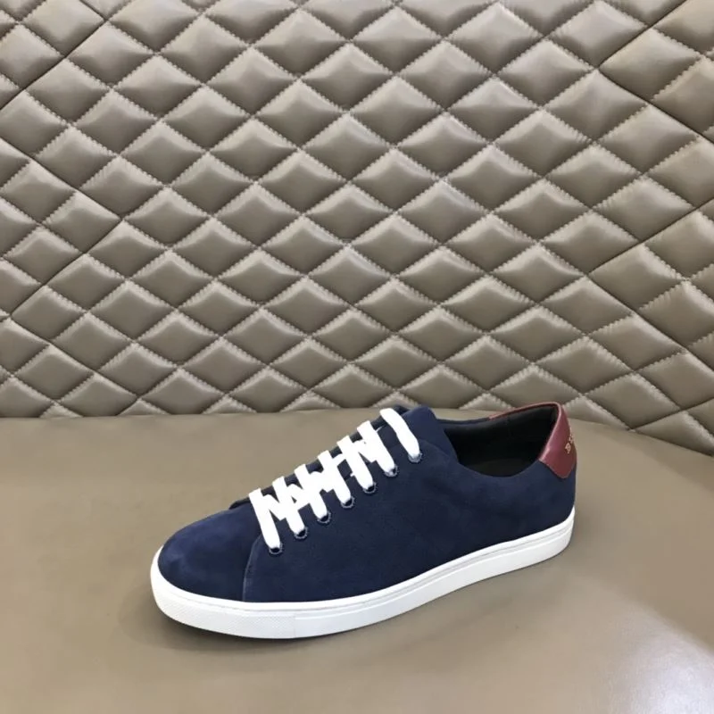 GoAnywhere Burberry Low Shoes 17011