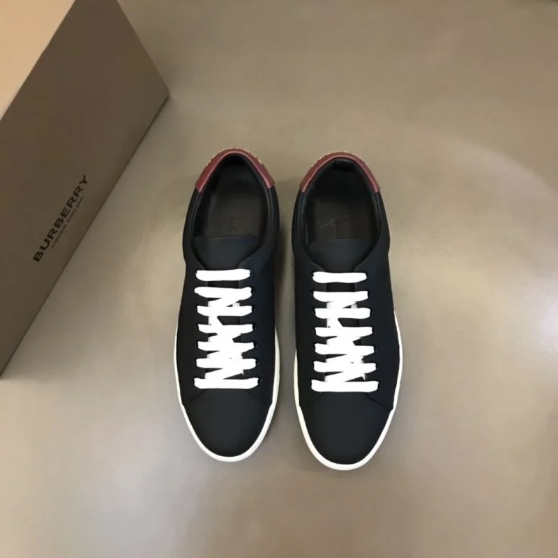FashionForward Burberry Low Shoes 17020
