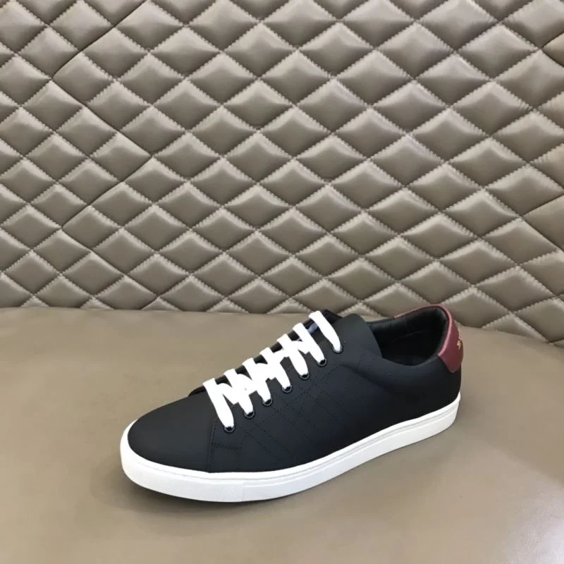 FashionForward Burberry Low Shoes 17020