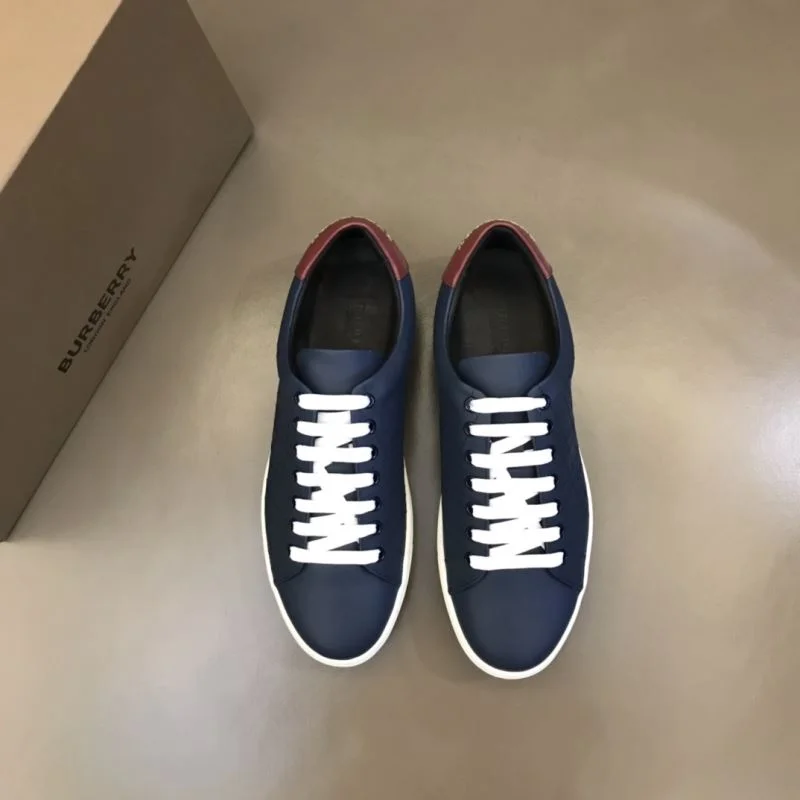 Fashionable Burberry Low Shoes 17019