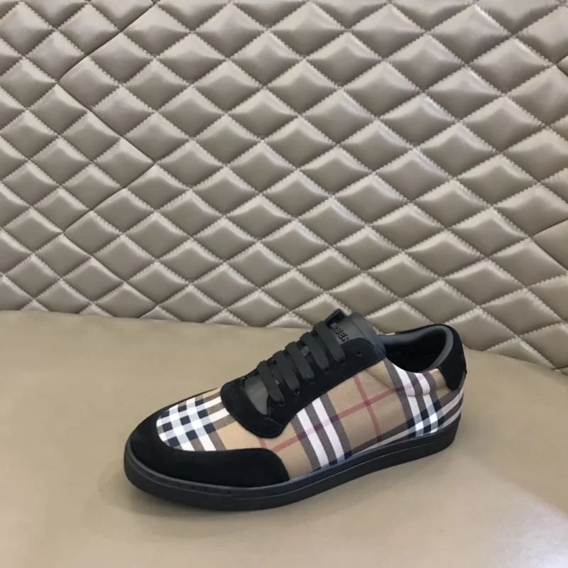 Upgraded Burberry Low Shoes 17194