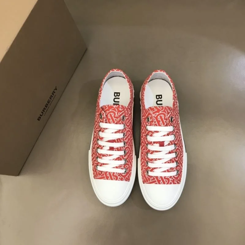 Burberry Low Shoes Original 17071