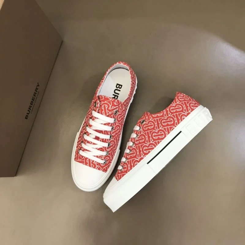 Burberry Low Shoes Original 17071