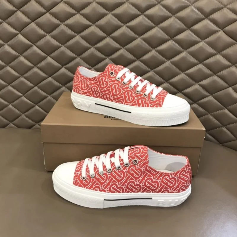 Burberry Low Shoes Original 17071