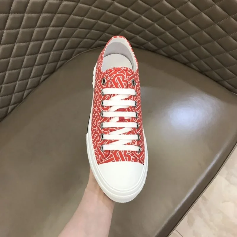 Burberry Low Shoes Original 17071