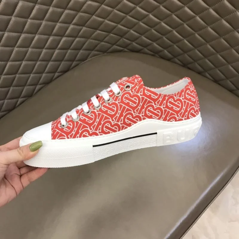 Burberry Low Shoes Original 17071