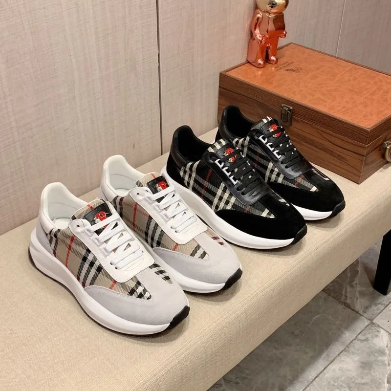 Burberry Low Shoes SmartChoice 17002