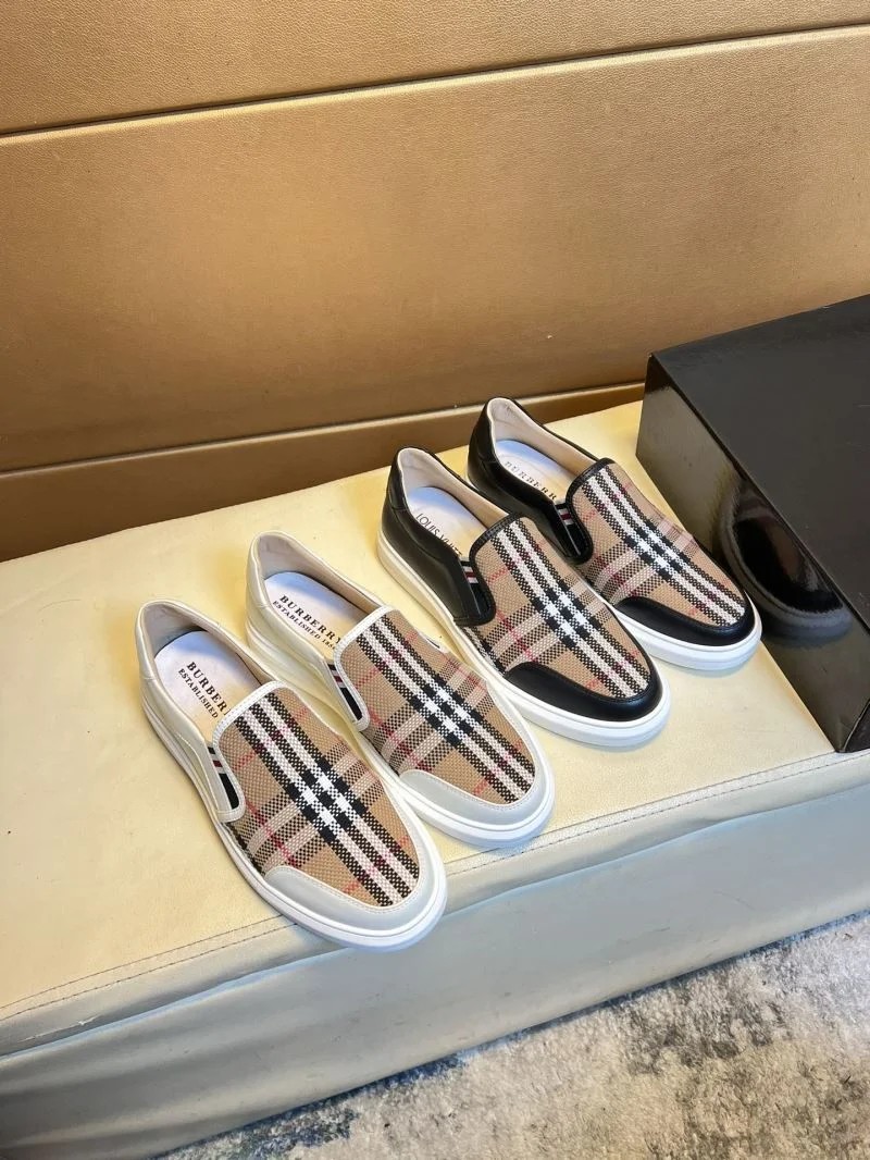Burberry Low Shoes ZipUp 17229