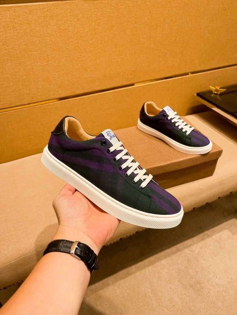 Sophisticated Burberry Low Shoes 17224