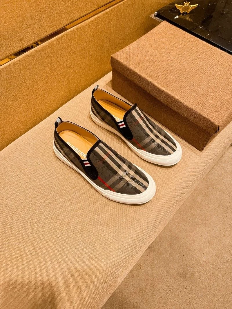 Burberry Low Shoes Unique 17226