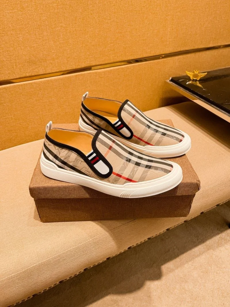 Burberry Low Shoes OdorResistant 17222