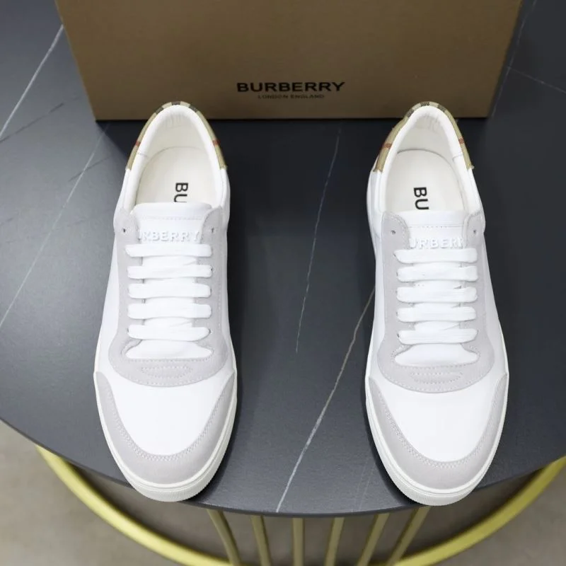Burberry Low Shoes Original 17210