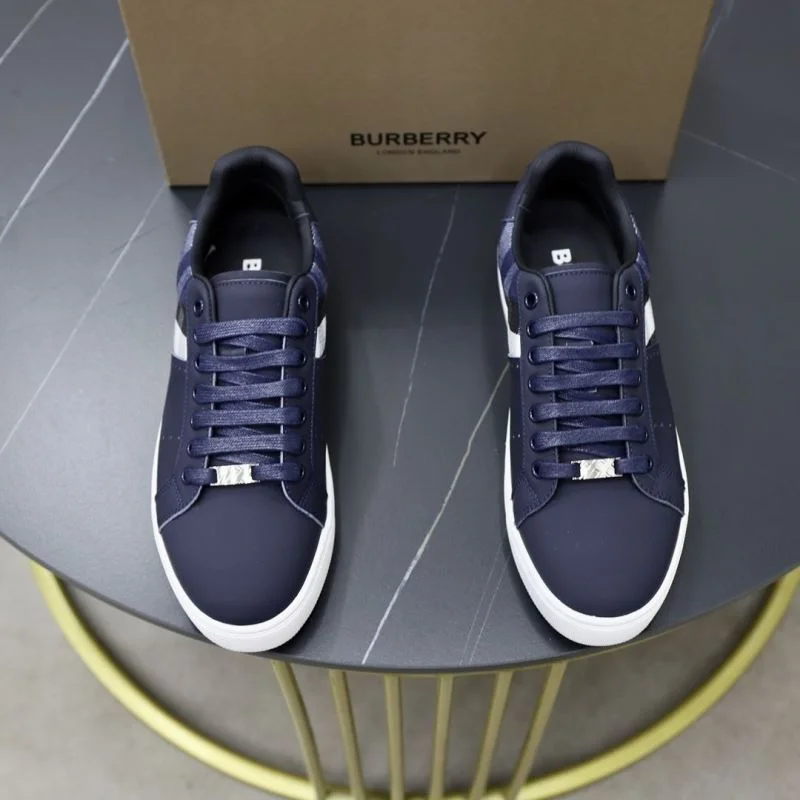 Resilient Burberry Low Shoes 17277
