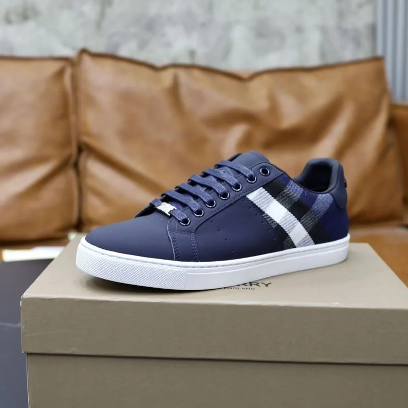 Resilient Burberry Low Shoes 17277