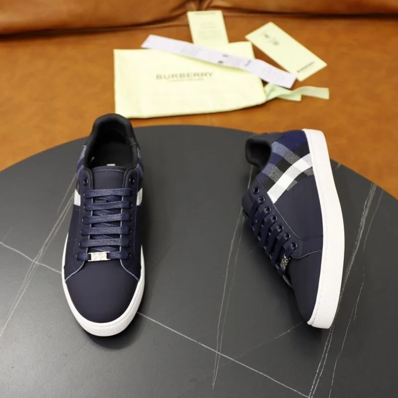 Resilient Burberry Low Shoes 17277