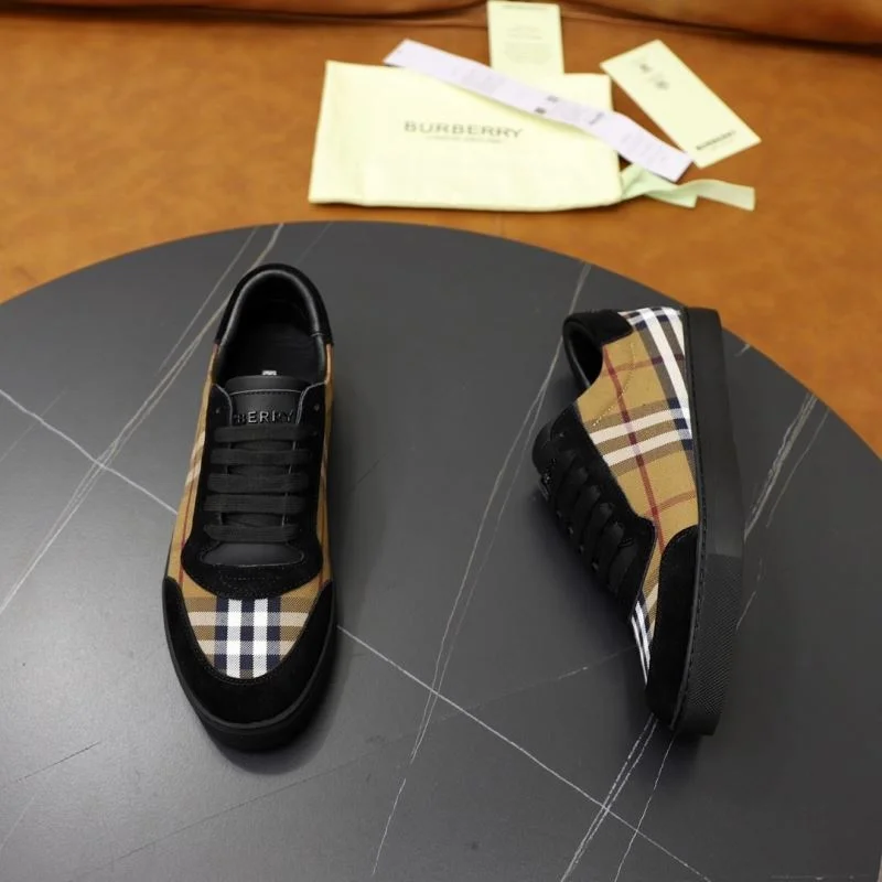 Burberry Low Shoes MoistureWicking 17214