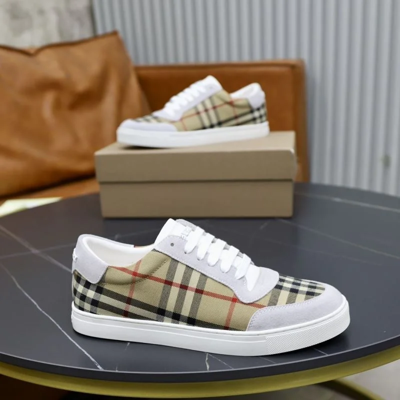Burberry Low Shoes Lightweight 17209