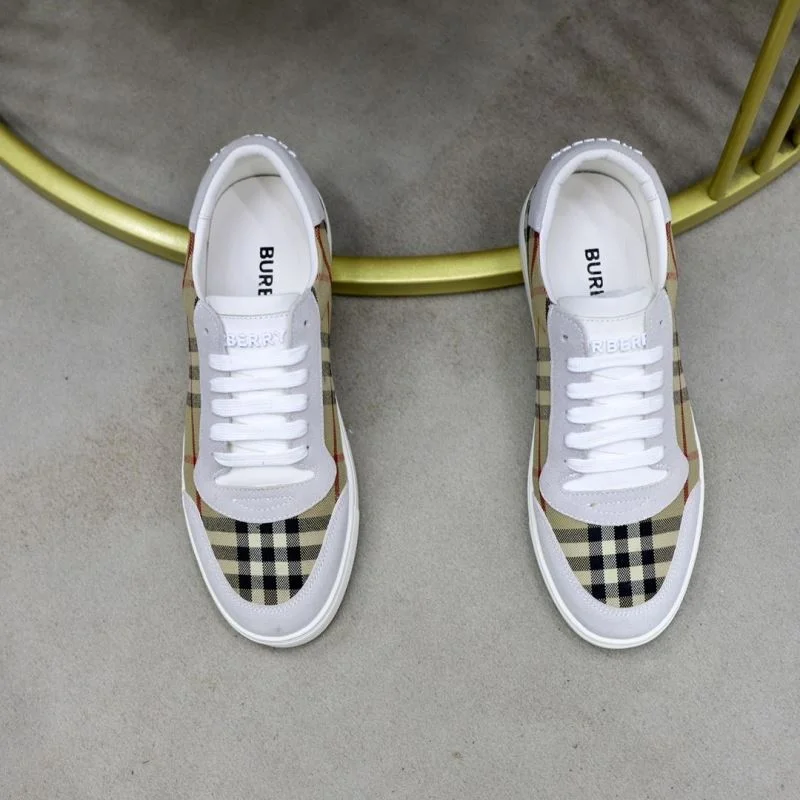 Burberry Low Shoes Lightweight 17209
