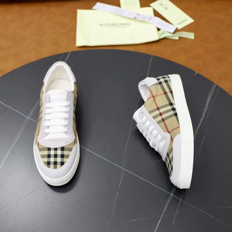 Burberry Low Shoes Lightweight 17209