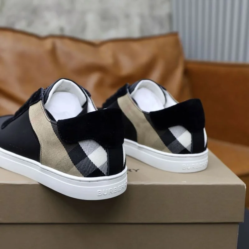 Resilient Burberry Low Shoes 17189