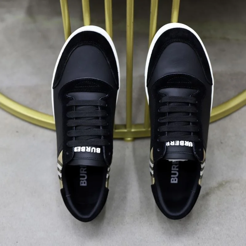 Burberry Low Shoes Sustainable 17186