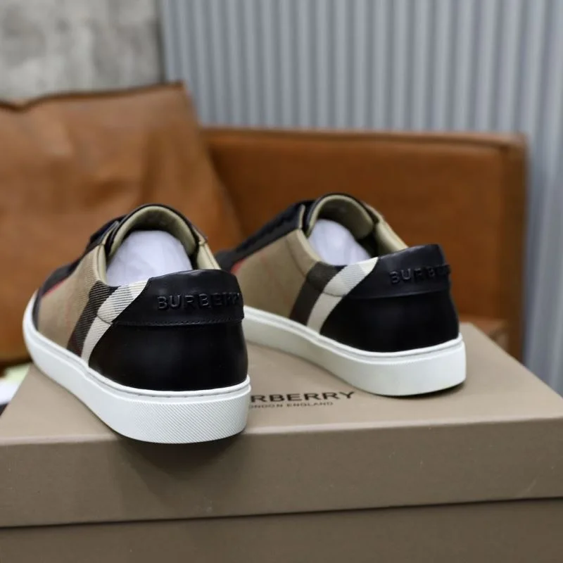 Popular Burberry Low Shoes 17199