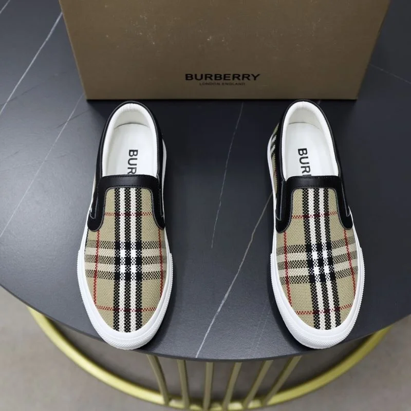 Burberry Low Shoes Flexible 17198